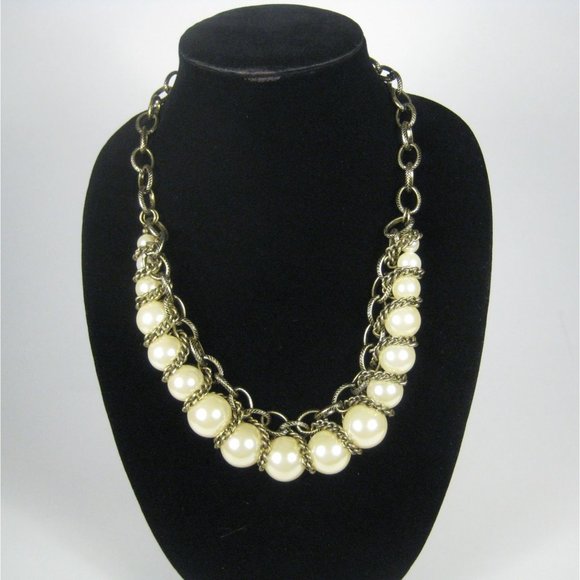 Imitation Pearl Necklace 20 Inch Goldtone Chain Statement Party Graduating - Picture 4 of 9